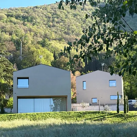 Gemma & Garda, Iseo, Franciacorta Villa
