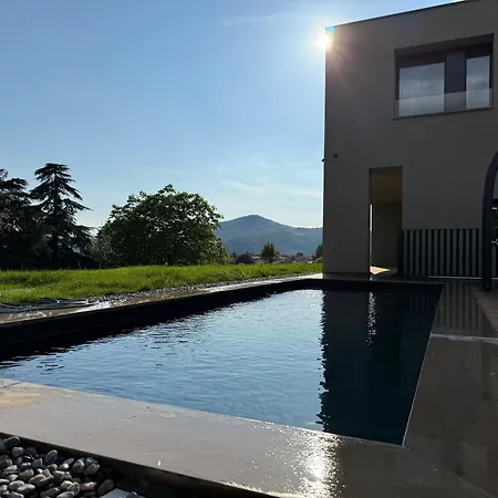 Gemma & Garda, Iseo, Franciacorta Villa *